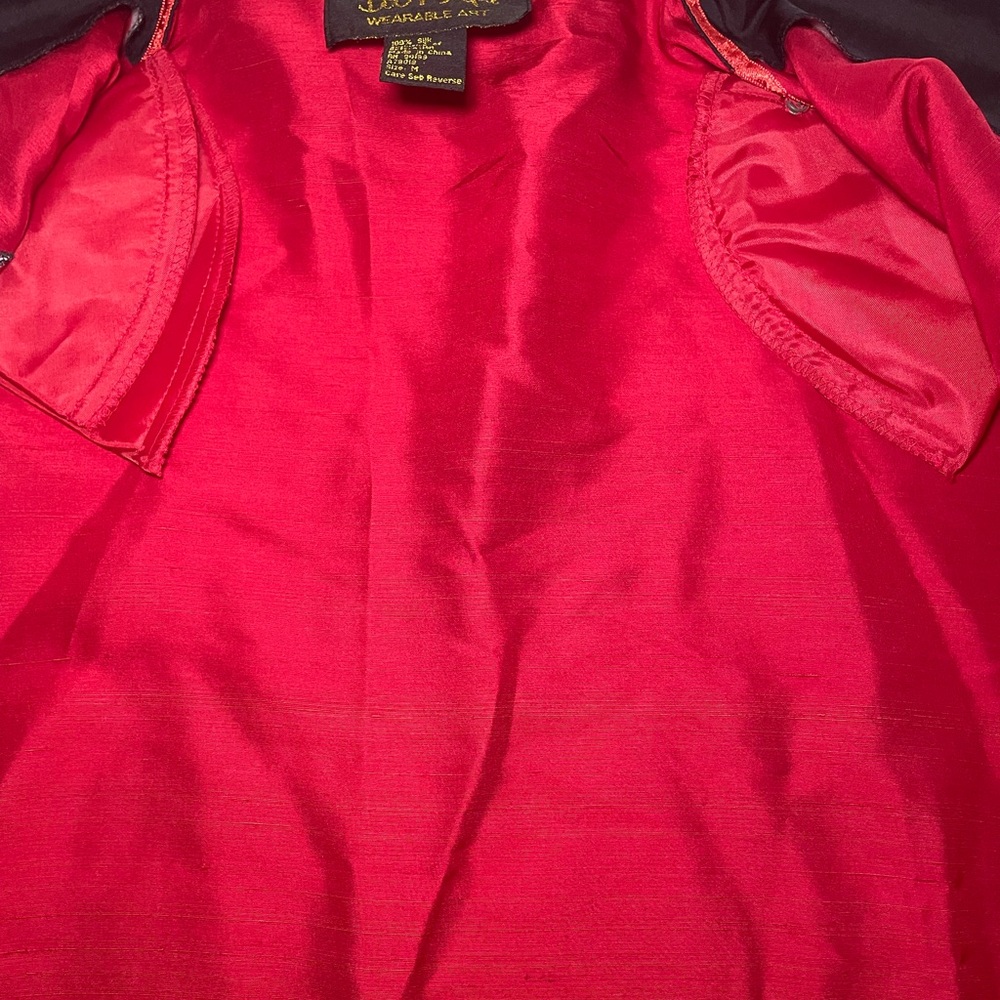 Bob Mackie Wearable Art Cat
Embroidered Silk Blouse Red Black
Button-Up M - Picture 5 of 11